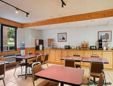Hotel Spark By Hilton 3*