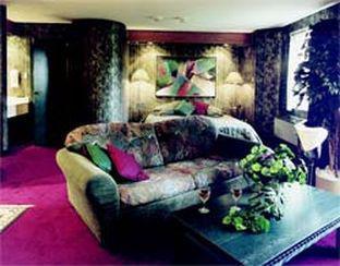 Hotel Spark By Hilton 3*