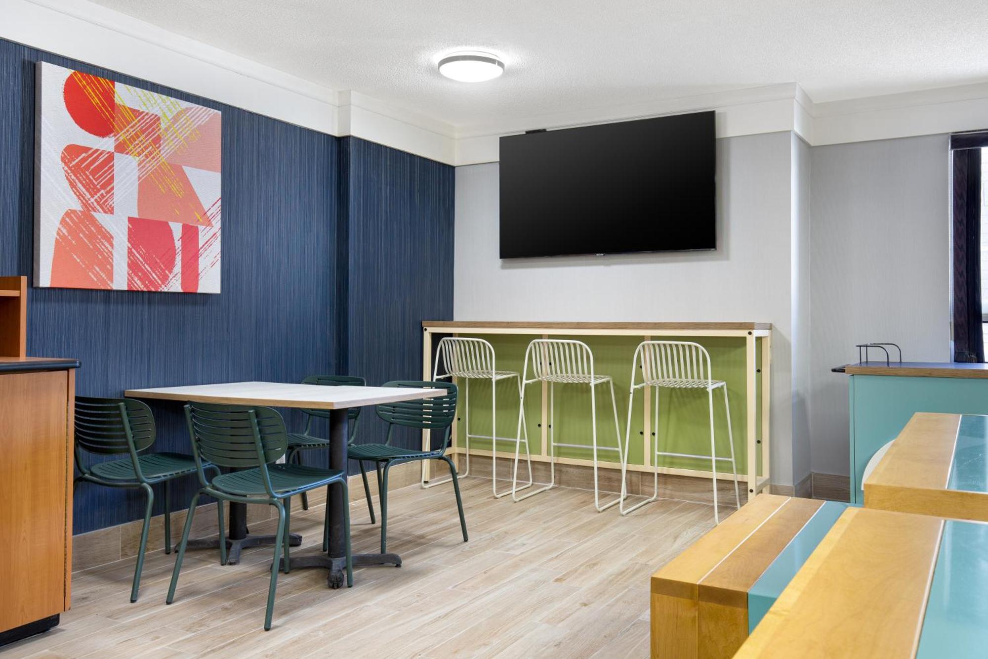 Hotel Spark By Hilton 3*