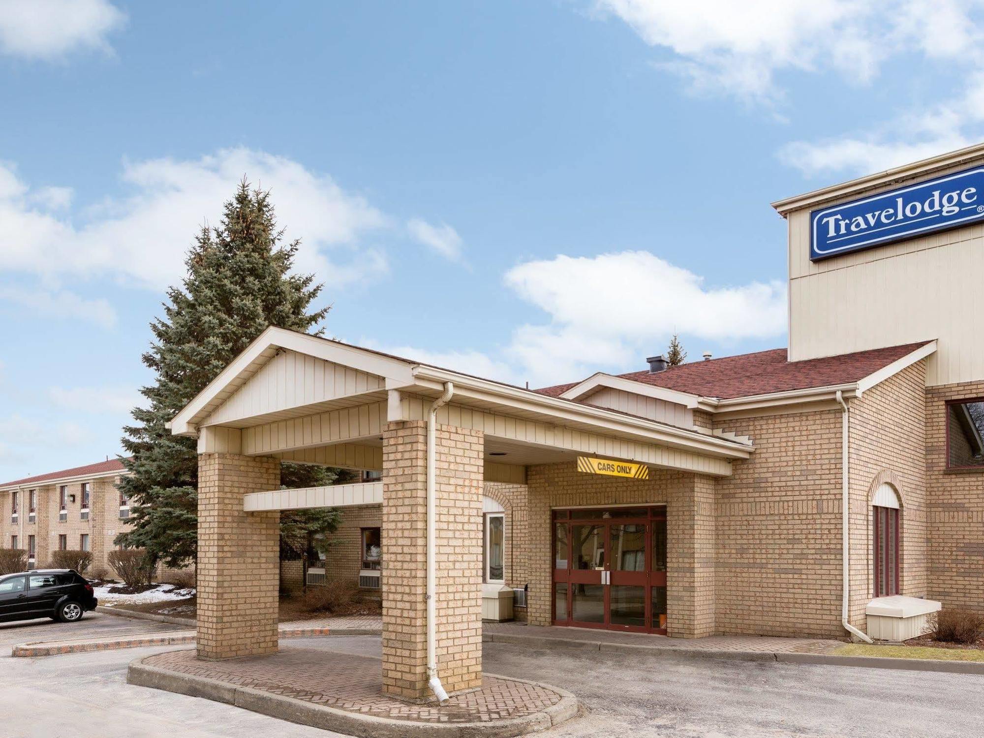 Spark By Hilton 3* Brockville
